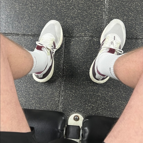 Used gym shoes (Adidas) - Picture 16 of 16